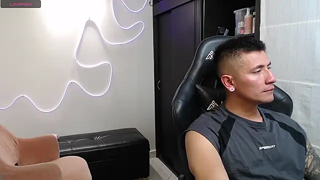 Snapshot of team_dinamite69 chatting on March 2025 03:14:02 PM team dinamite69 online show from March 2025 03:14:02 PM