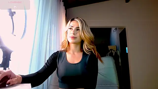 greyslopez online show from January 2025 10:02:01 PM