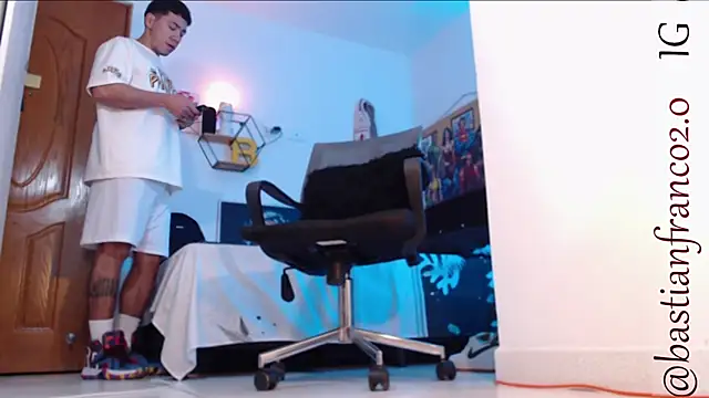 Snapshot of marc_ginale chatting on December 2024 12:39:02 AM marc ginale online show from December 2024 12:39:02 AM