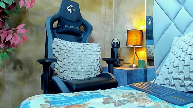 Snapshot of marc_ginale chatting on September 2025 03:10:02 AM marc ginale online show from September 2025 03:10:02 AM