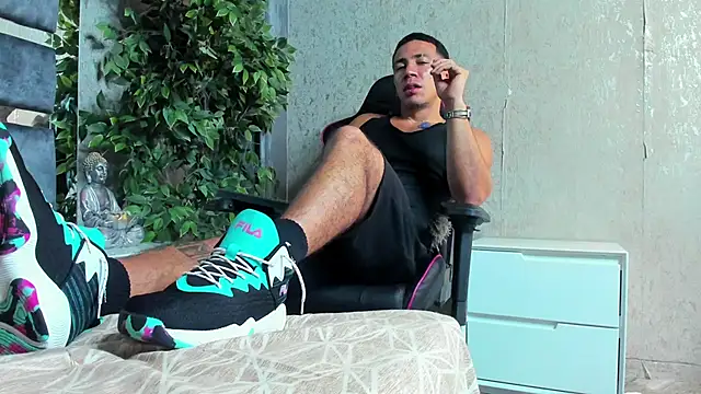 Snapshot of marc_ginale chatting on October 2025 01:15:02 AM marc ginale online show from October 2025 01:15:02 AM