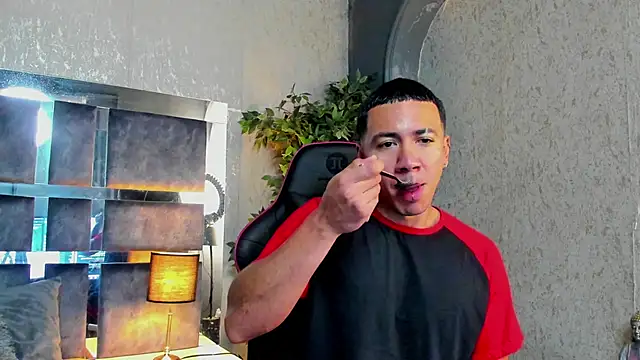 Snapshot of marc_ginale chatting on October 2025 12:48:02 PM marc ginale online show from October 2025 12:48:02 PM