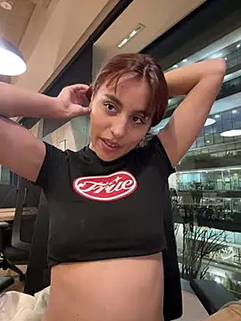 Snapshot of Katee_Jones chatting on January 2026 01:19:01 AM Katee Jones online show from January 2026 01:19:01 AM