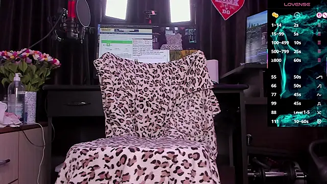 Raissa sky26 online show from November 2025 03:23:02 AM