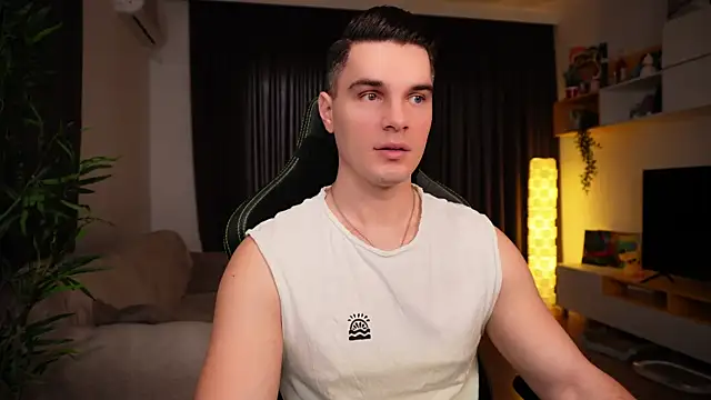 Snapshot of billypassion chatting on February 2025 06:28:01 AM billypassion online show from February 2025 06:28:01 AM