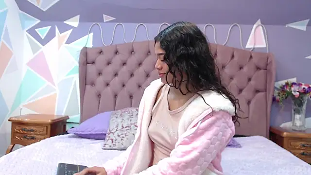 Snapshot of BritneyCollins chatting on February 2025 11:32:01 AM BritneyCollins online show from February 2025 11:32:01 AM