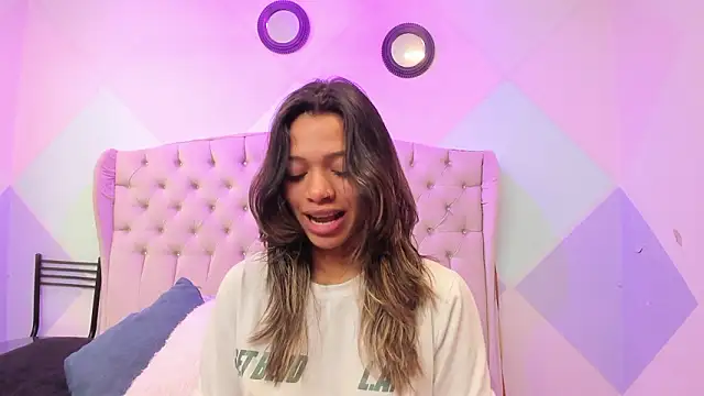 Snapshot of BritneyCollins chatting on February 2026 12:12:01 PM BritneyCollins online show from February 2026 12:12:01 PM