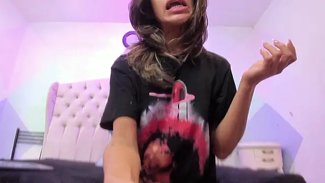 Snapshot of BritneyCollins chatting on February 2026 12:48:02 PM BritneyCollins online show from February 2026 12:48:02 PM