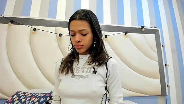 BritneyCollins online show from March 2026 01:22:02 PM