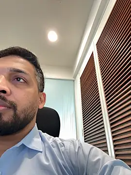 a4ashes online show from October 2025 05:17:02 AM