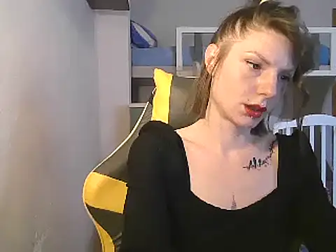 Feli blue online show from February 2025 12:06:02 PM