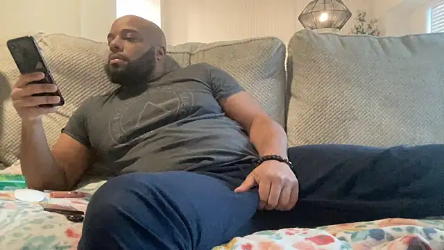 Snapshot of Bbcfun44 chatting on February 2025 02:27:02 PM Bbcfun44 online show from February 2025 02:27:02 PM