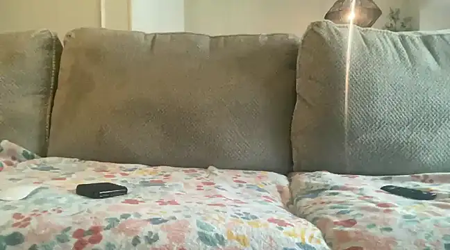 Snapshot of Bbcfun44 chatting on February 2025 03:59:02 PM Bbcfun44 online show from February 2025 03:59:02 PM