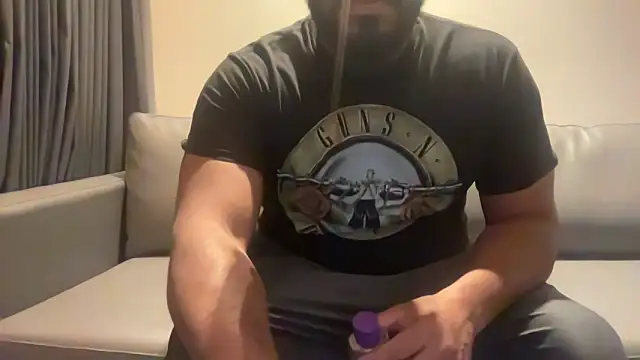 Snapshot of Bbcfun44 chatting on September 2025 11:29:01 PM Bbcfun44 online show from September 2025 11:29:01 PM