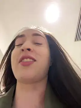 Holly Play online show from March 2025 08:30:02 AM