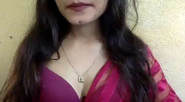 Snapshot of krati74 chatting on January 2025 03:26:01 PM krati74 online show from January 2025 03:26:01 PM