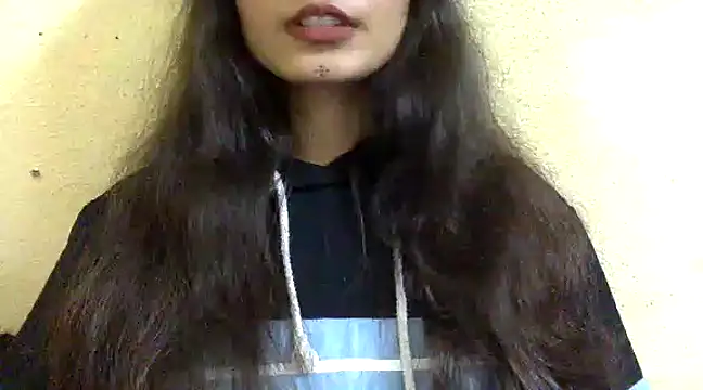 Snapshot of krati74 chatting on January 2025 05:53:01 PM krati74 online show from January 2025 05:53:01 PM