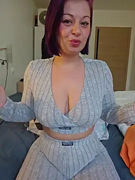 Chaudesquirt online show from February 2026 07:17:01 AM