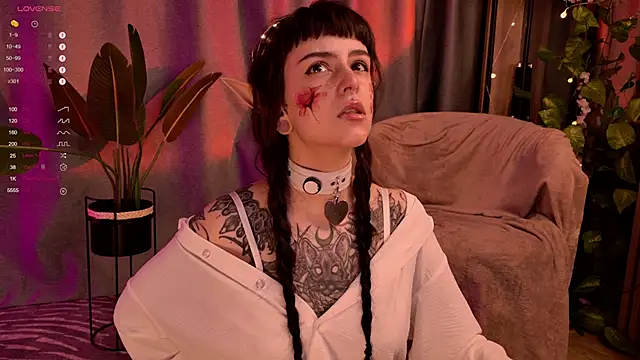 MichaellaMoon online show from January 2025 08:36:01 PM