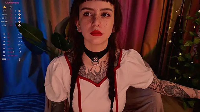 MichaellaMoon online show from January 2025 12:37:01 AM