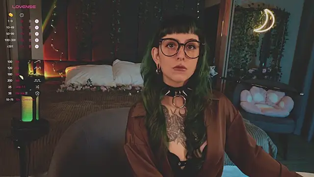 MichaellaMoon online show from March 2025 03:49:02 PM