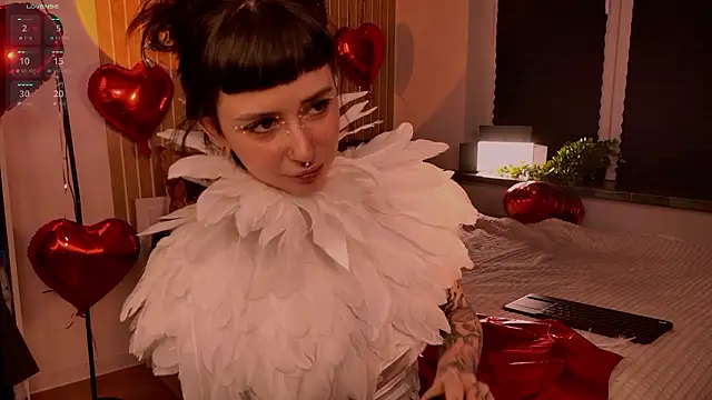 MichaellaMoon online show from February 2026 06:04:02 PM