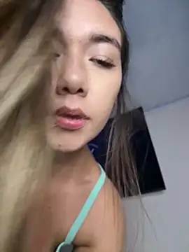 Iris lee online show from May 2026 01:12:02 AM