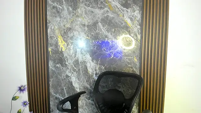 nicol jone1 online show from November 2025 10:31:01 PM