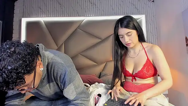 Bonny Bonss online show from March 2025 07:39:01 PM