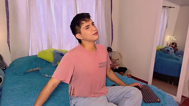 Chris Maddox online show from October 2025 06:19:02 PM