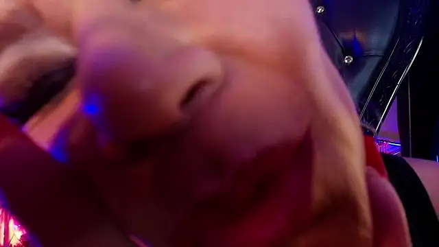 MelaniaKnauss online show from May 2026 08:02:02 PM
