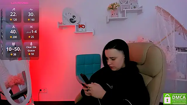 Snapshot of Dolly__Queen_ chatting on February 2025 06:46:02 PM Dolly Queen online show from February 2025 06:46:02 PM