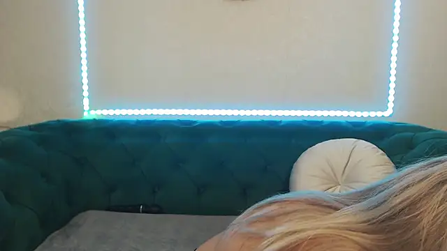 IvanaCharm online show from May 2026 03:26:01 AM