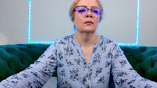 IvanaCharm online show from July 2026 03:25:02 AM