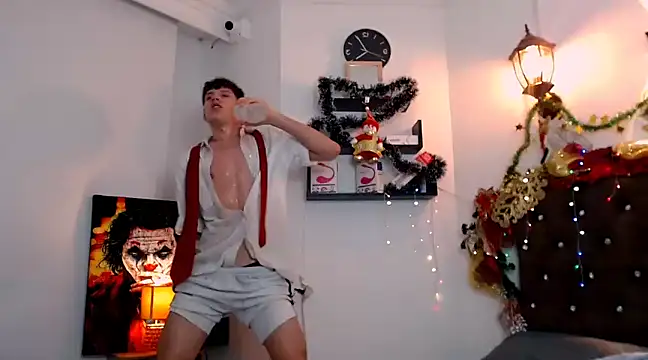 Snapshot of flowers18 chatting on December 2024 10:32:02 PM flowers18 online show from December 2024 10:32:02 PM