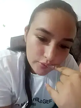 Celeste camila18 online show from May 2026 12:37:01 AM