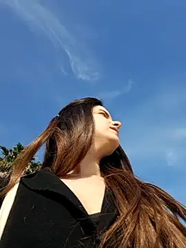 Snapshot of RaonXO chatting on January 2025 01:51:02 PM RaonXO online show from January 2025 01:51:02 PM