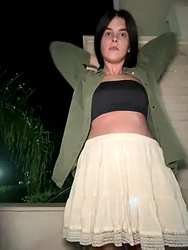 Snapshot of RaonXO chatting on September 2025 09:51:01 PM RaonXO online show from September 2025 09:51:01 PM