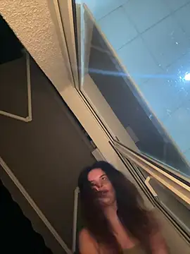 RaonXO online show from August 2026 10:12:02 PM