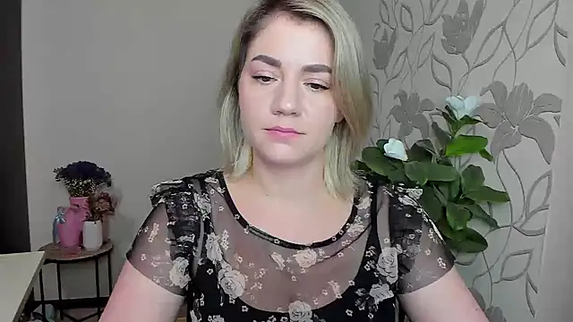 MariaSttone online show from October 2025 03:21:02 PM