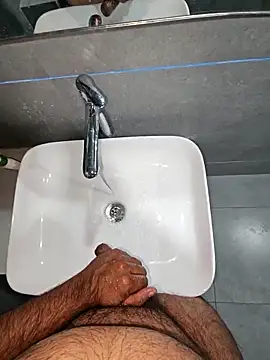 rahulGJ03 online show from February 2026 10:38:01 PM