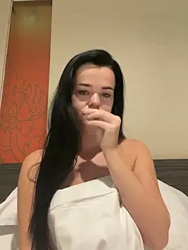 English-Chloe96 online show from February 2026 06:42:02 AM