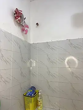 prettiepearl online show from March 2026 05:52:02 PM