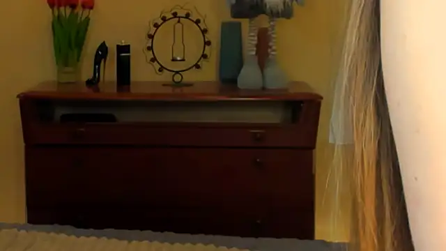 Snapshot of sindy_chiks1 chatting on February 2025 05:30:01 PM sindy chiks1 online show from February 2025 05:30:01 PM