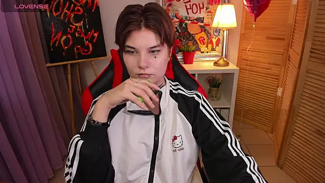 mekurisu online show from February 2025 11:54:01 AM