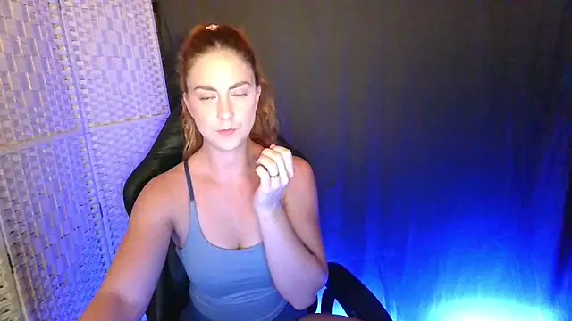 Snapshot of KayleyxEmily chatting on September 2025 07:58:02 PM KayleyxEmily online show from September 2025 07:58:02 PM