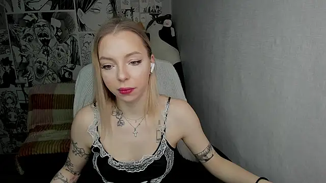 Martha Cameron online show from January 2025 09:07:01 PM