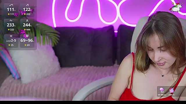 JennyyLuv online show from September 2025 12:50:01 PM