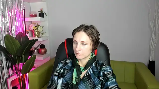 AuroraScript online show from January 2025 04:06:01 AM