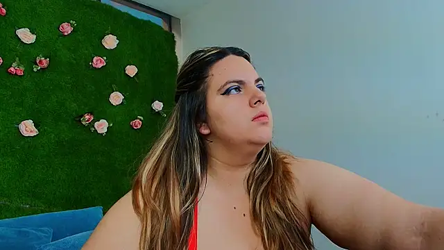 Huge Titties  online show from July 2026 06:54:02 PM